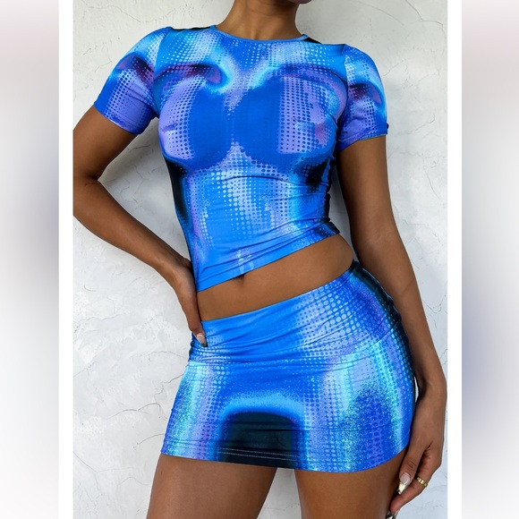 White fox boutique Complicated Baby Tee Milky Way Two-Pieces set - Picture 1 of 14